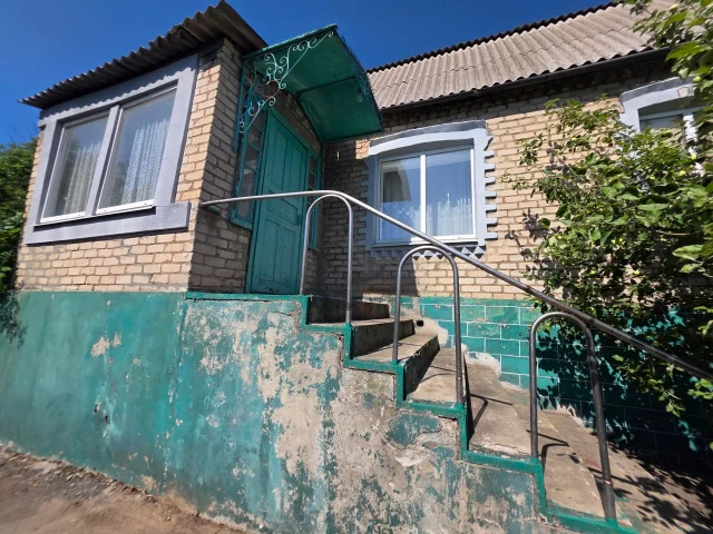 Фото: Дом 100м2 ул. Садовая, пгт. Георгиевка, Лутугинский р-н