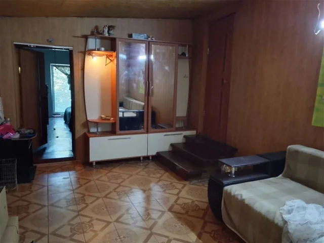 Фото: В 15 км от Луганска по новой дороге в очень тихом, экологически чистом селе Переможное продается уютная усадьба, которая