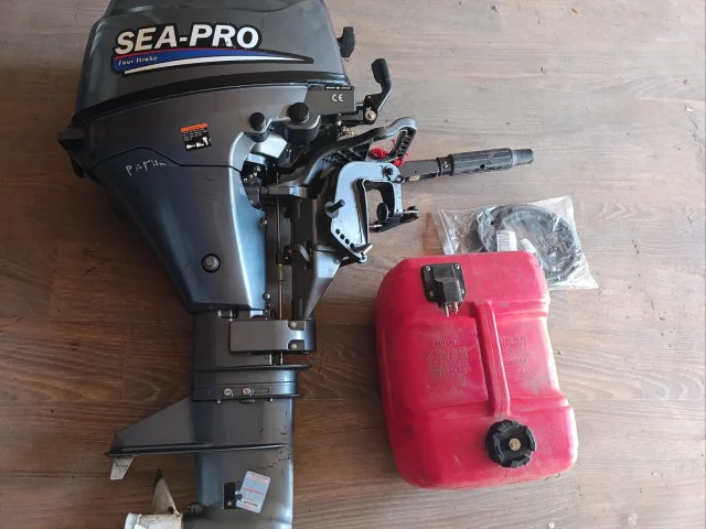 Фото: Луганск. Лодочный мотор SEA-PRO F9.8S новый, после обкатки 15 км, полностью рабочий, масла, фильтр поменяны, свежие. В н