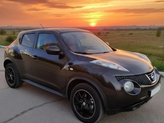 Фото: Продам Nissan Juke в отличном состоянии. Двигатель 1.6л + автомат (CVT), климат-контроль, круиз-контроль, сигнализация с