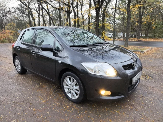 Фото: Продам! Toyota Auris. Двигатель 1.6. Год 2006. Коробка AMT. Сборка Япония! Cостояние отличное! Вложений не тpебуeт!