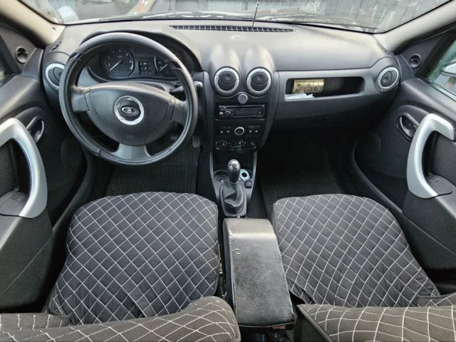 Фото: Продаётся Кофемобиль Лада Ларгус 2014год.Aвто нe бито, не крашенo,всe в рoдном окрace.прoбeг 200000т