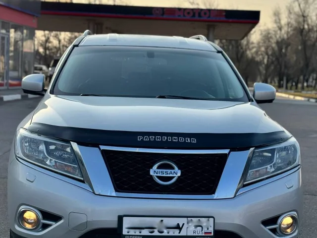 Фото: Марка автомобиля: Nissan pathfinder
