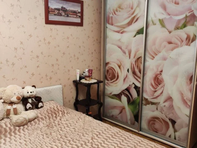Фото: Продам 4к. квартиру в Приморском районе на территории жилмассива Азовье (Черемушки), дом 10 или обменяю на 2к. квартиру,