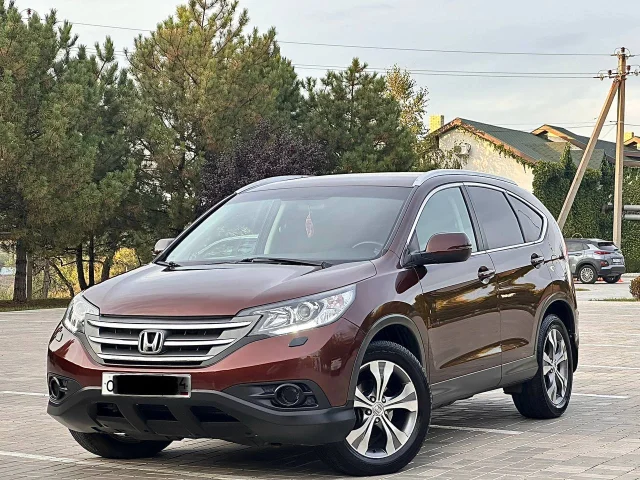 Фото: Honda CR-V 4WD