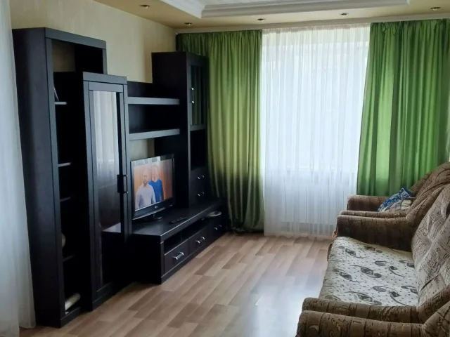 Фото: 6‼️ Горловка ‼️Сдам 2-х комнатную квартиру, Калининский район , ул. Богуна 53, 4/5 Есть всё для комфортного проживания: