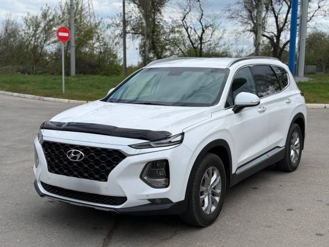 Фото: Продам Hyndai Santafe 2019 год 2.2 дизель официал пробег 237 пробега полный привод