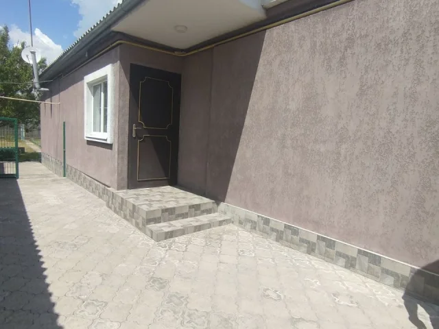 Фото: Продается светлый и очень теплый дом в Щедрищево (пригород Северодонецка). Это идеальный вариант для тех, кто ценит комф