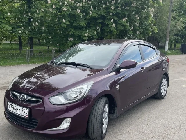 Фото: Hyundai Solaris 2011 | 1.6 МКПП