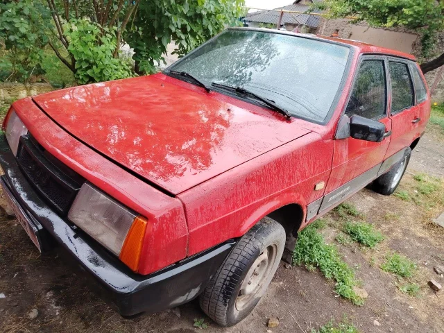 Фото: Продам жигу на полном ходу авто сел поехал цена 65 торг уместен г Енакиево