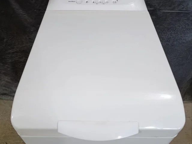 Фото: 1) Стиральная машина INDESIT ,на 5 кг 1000 оборотов. Габариты В 85 Ш 60 Г 40. Многофункциональная простая в эксплуатации