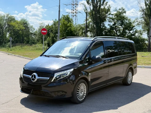 Фото: Продам мерседес вито 2019 год 2.1 дизель 190лс ПОЛНЫЙ Привод 198 пробега Автомат климат конорль двух зонный оригинальный