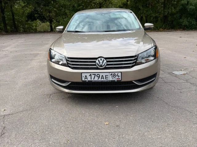 Фото: Volkswagen Passat 2014
