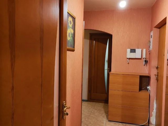 Фото: Продам двухкомнатную квартиру