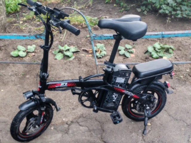 Фото: Продам складной электровелосипед Jetson V2 PRO 400w