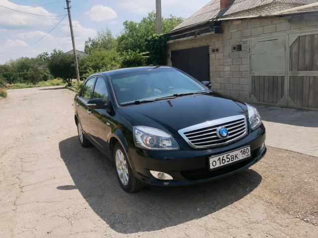 Фото: Geely SL 2011г