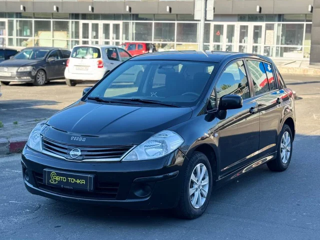 Фото: Nissan Tiida