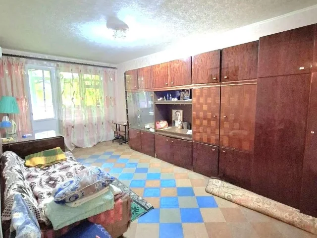 Фото: Продам 2-комн квартиру на кв Комарова, г. Луганск