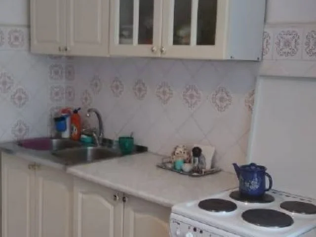 Фото: Сдам 1-ком квартиру в Макеевке, ул.Коккинаки, магазин "Вектор". Квартира полностью укомплектована. Только на длительный 