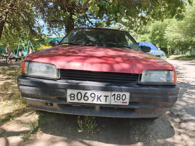 Фото: Продам Мазду 323 1993 г