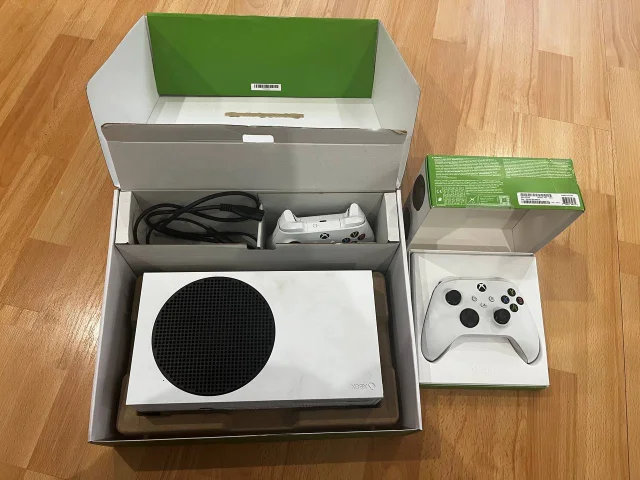 Фото: Продам Xbox Series S