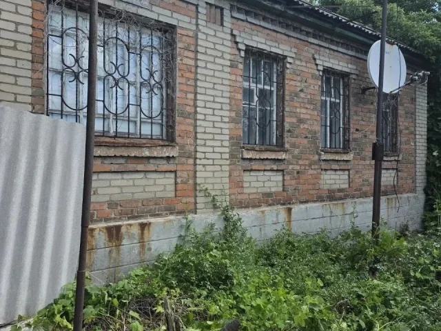 Фото: Продам дом, ул. Молодежная, р-он Северной проходной, газифицирован, 70 кв.м. – общая, 6 соток земли – не приватизирована