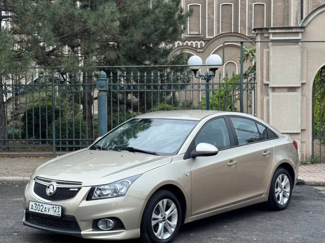 Фото: Продается Chevrolet Cruze 2012 год 1.6 МКПП -Пробег 195.000 км родной 100% подтвержден автотекой