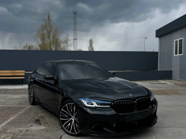 Фото: Продам BMW G30 540I (дилерская)