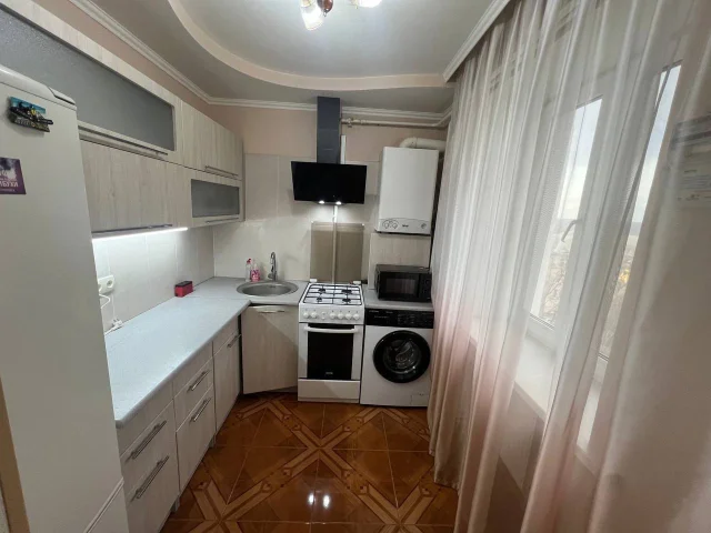 Фото: Сдам 3к квартиру, центр, ул. Коцюбинского, 6/9эт