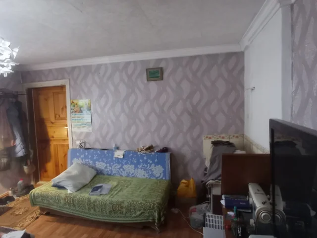 Фото: Продаётся однокомнатная квартира  в двухэтажном доме в Левобережном  районе Мариуполя