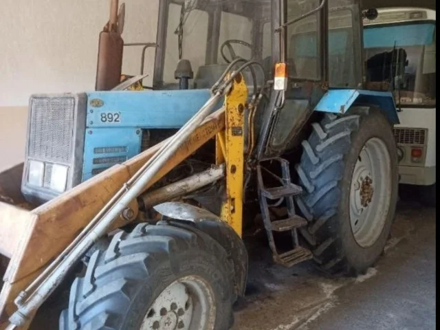 Фото: Продам Трактор Мтз 892