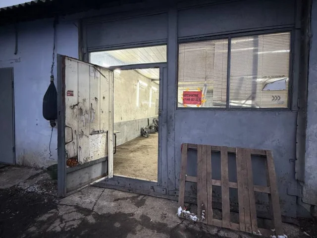 Фото: Сдам бокс в работающем СТО
