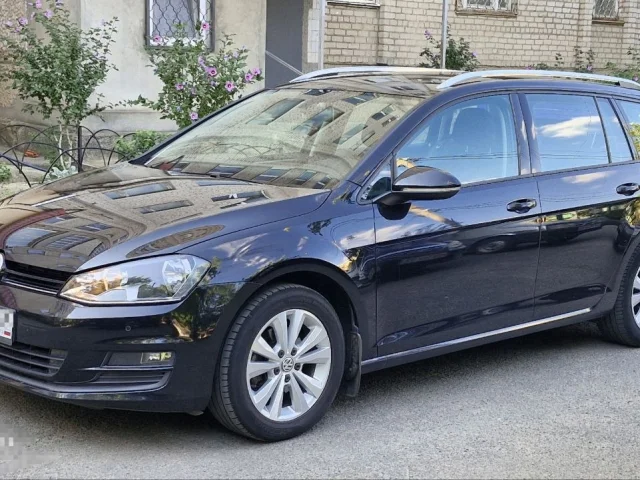 Фото: Продам Volkswagen Golf VII 2016г