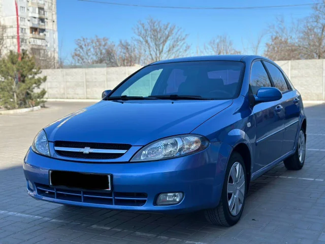 Фото: Chevrolet Lacetti 2007