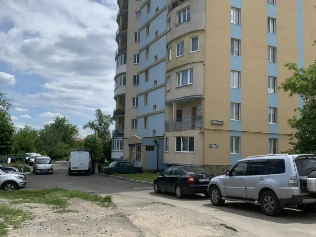 Фото: Продается 1-комнатная Квартира в Кировском районе