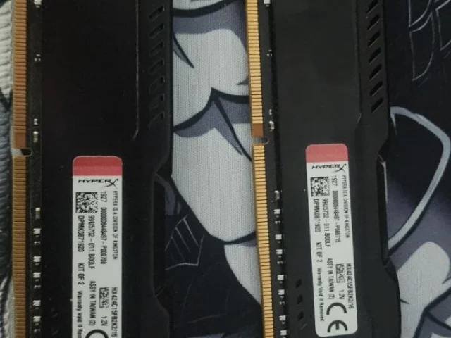 Фото: Продам оперативную память, DDR4-16Гб (2×8)