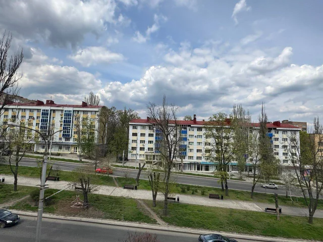 Фото: 💬 Описание: ⏺️ ПРОДАЖА 2К-КВ в Самом Центре Донецка/ДНР❕