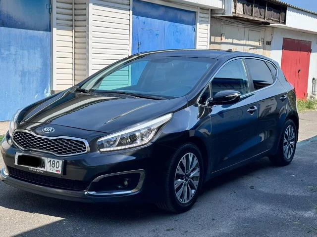 Фото: ПРОДАМ Kia Ceed 2019 г самая максимальная комплектация. объем двигателя 1.6 коробка автомат шести Ступка родной пробег 1