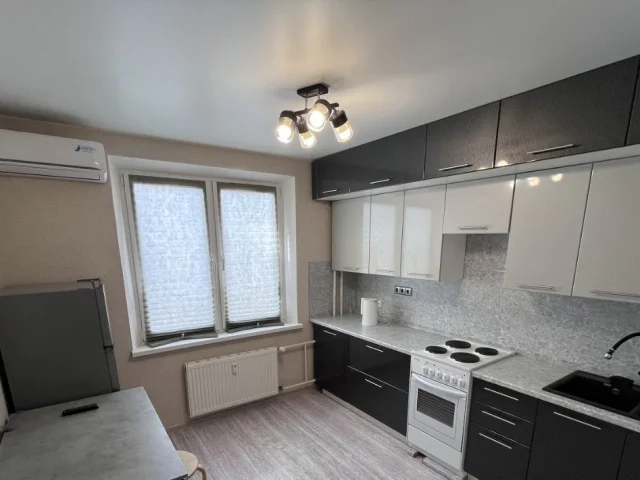 Фото: Сдаю однокомнатную квартиру 36.0 м² этаж 8 город Донецк, Ворошиловский район, проспект Дзержинского