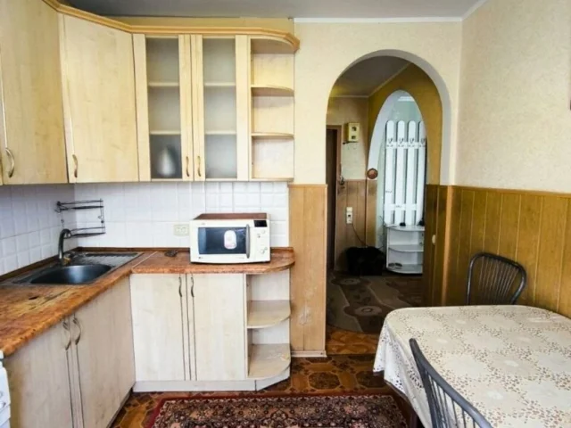 Фото: Продается 3-к квартира на пр. Строителей