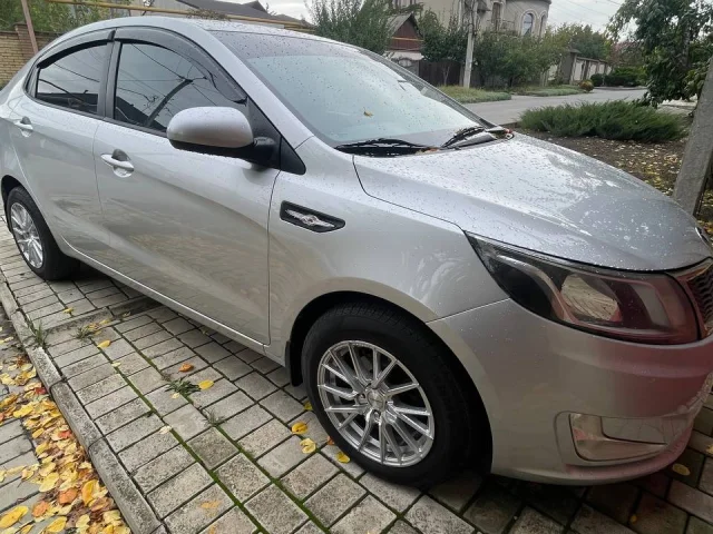 Фото: 💰цена. 765.000 руб продаю срочно цена указана KIA rio 2013 года выпуска в хорошем состоянии двигатель работает как часик