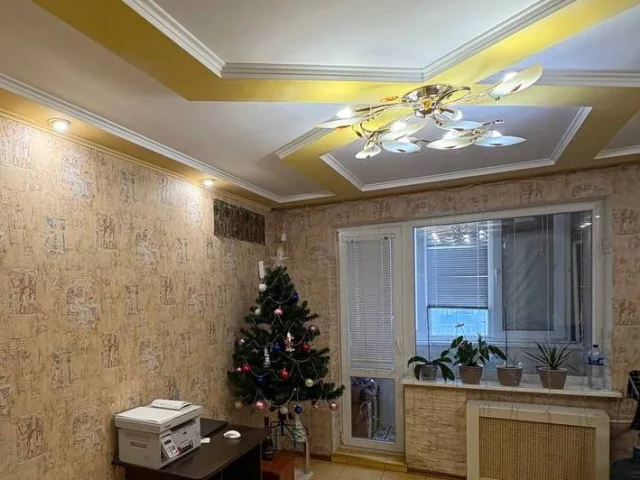 Фото: Продам 3к. квартиру в Орджоникидзевском районе по ул. Февральской, 5/9 этаж, общей площадью 63 м2. Выполнен качественный