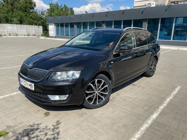 Фото: Skoda Octavia 2015 г