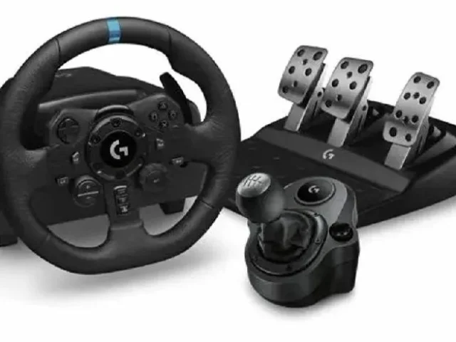 Фото: Продам руль Logitech G923 с полным комплектом (педали/кпп), состояние идеал, пользовался максимум месяц, стоит грубо пол