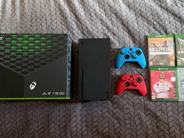 Фото: В продаже Xbox series X