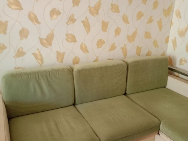 Фото: Продам мягкий уголок 20 т руб Калининский район рынок, тел