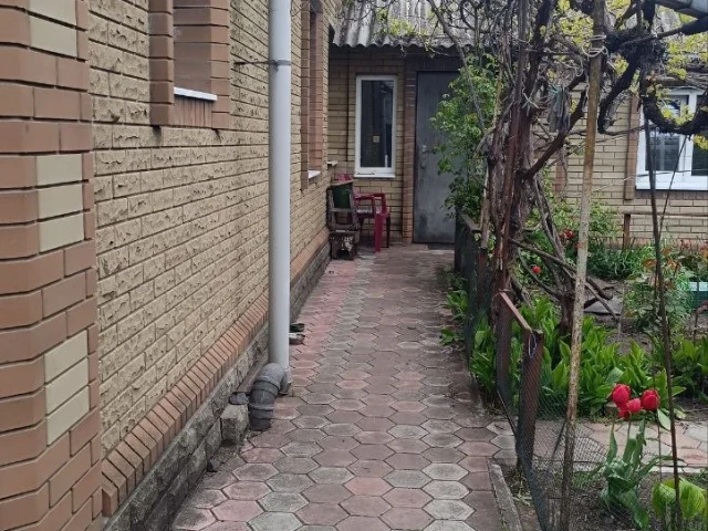 Фото: Продаётся частный дом в городе Мариуполе,Левый берег, ор-р Кругозор