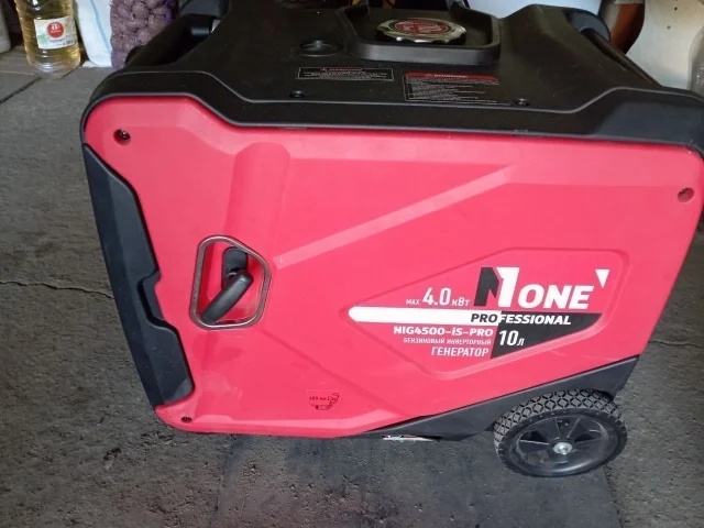 Фото: Продам инверторный генератор. Отработал 77 часов, полностью готов к работе. 45000 ₽