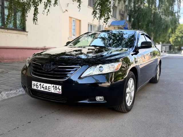 Фото: В продаже Toyota Camry 2.4 газ/бензин 2008 год,кондиционер заправлен,новый комплект зимней резины,машина местная,я собст