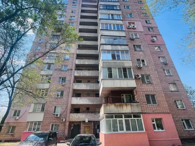Фото: Продам 2 х комнатную квартиру кв. Якира дом 11, 1/14 этаж кирпичного дома улучшенной планировки. Общая площадь 54 кВ м,
